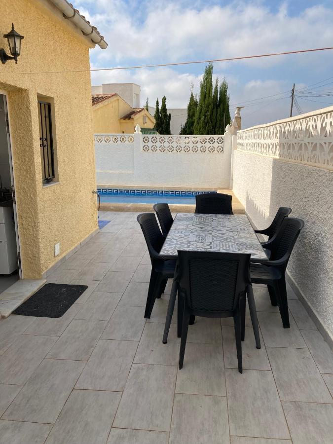 Detached Extended Lola Villa La Marina Exterior photo