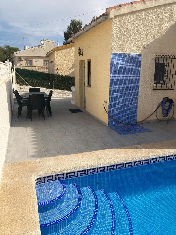 Detached Extended Lola Villa La Marina Exterior photo